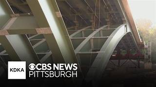 How will PennDOT move the new Commercial Street Bridge into place?