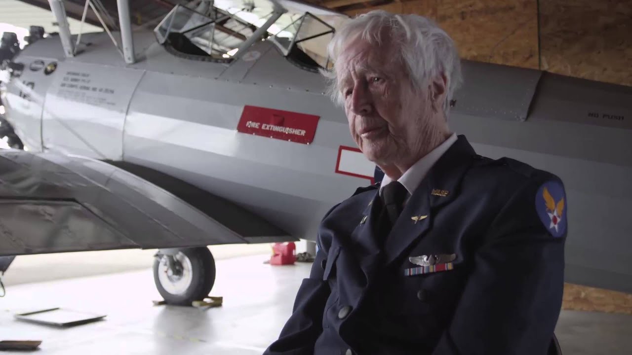 WASP Florence "Shutsy" Reynolds talking to Kara Martinelli of The Restorers