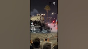 Railroaders Reaction: Donut believe AI. I do not own music/clips submitted #donuts #trains#railroad