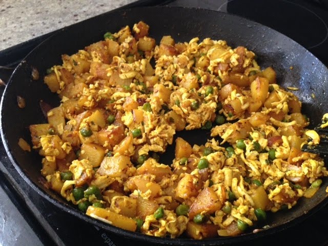 Aloo Matar with a twist ( Indian Recipes)/ Potatoes and Peas Curry | Eat East Indian