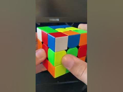 So löst man den Zauberwürfel 3 × 3 erste Ebene erklärt - YouTube