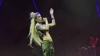 Halsey: Girl is a Gun [Live 4K] (Summerfest 2022 - Milwaukee, Wisconsin - July 2, 2022) Resimi