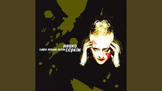 Video thumbnail of "Hayko Cepkin - Seninki Dert Mi?"