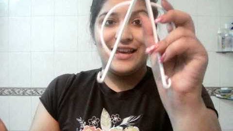 Basic Facial hair threading tutorial using HELIX THREADEASE