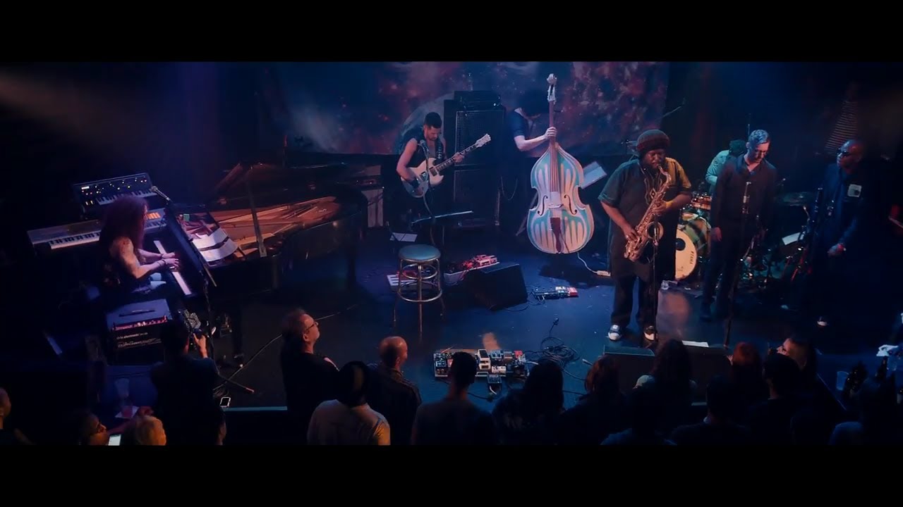 Cameron Graves - The End of Corporatism (live)