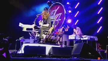 Foo Fighters - Cinnamon Girl (Neil Young cover Toronto July 8, 2015)