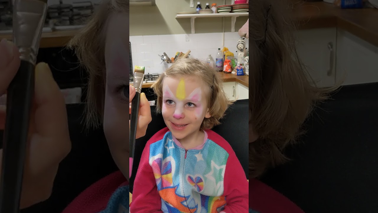 Easy Unicorn face paint.