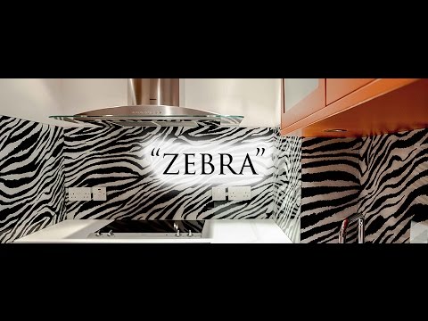 "zebra"-design-kitchen-glass-splashback---creoglass-01923-819-684