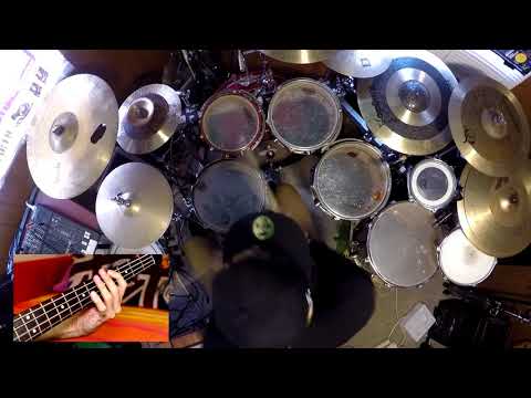 Isaac Fletcher and David504 The impossible bassline (Strobe remix by sparkee/deadmau5)