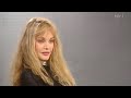 Capture de la vidéo Arielle Dombasle - Rts Pardonnez-Moi : Interview Par Darius Rochebin Pour (3 Octobre 2010)