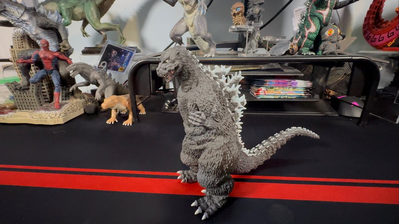 Is it worth it? X-Plus Godzilla 1954 Kaiju Wars Unboxing & Review