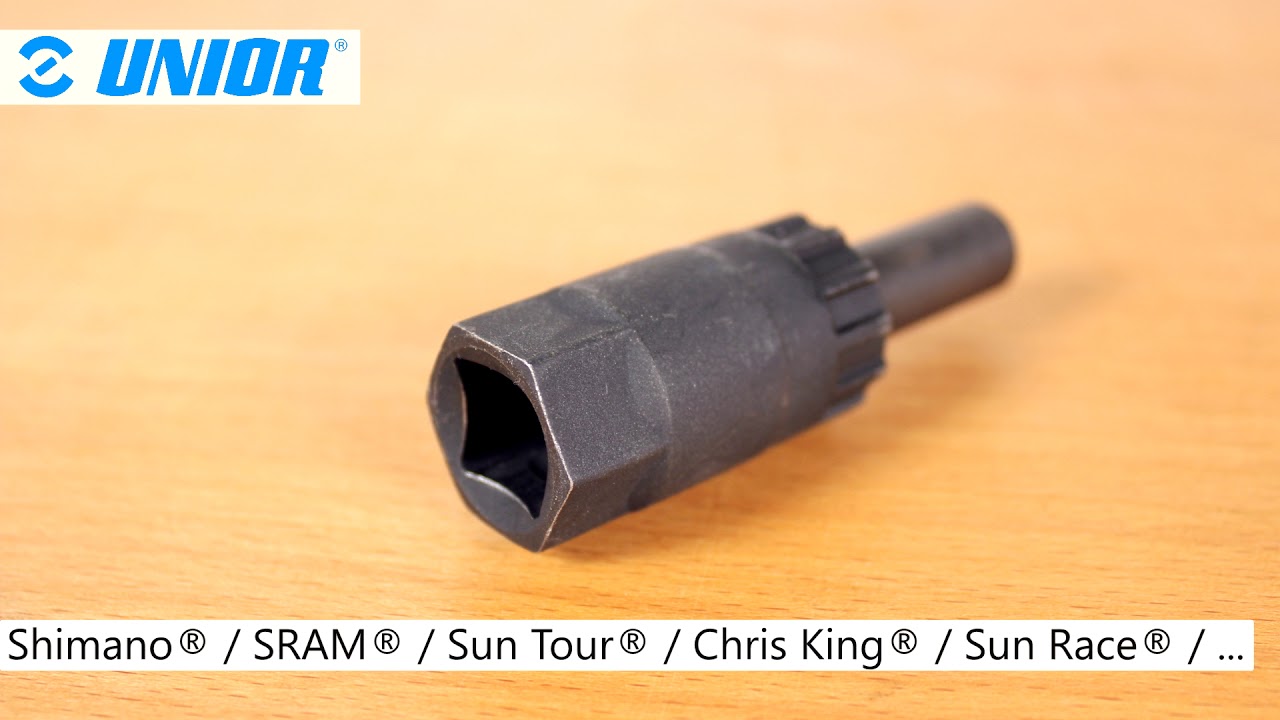 Cassette lockring tool with 12mm guide pin