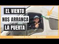 Tenemos que atar la puerta con una cincha 🙈|| Fuerteventura en furgoneta camper