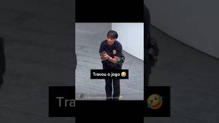 Travou o boneco na vida real 🤣
