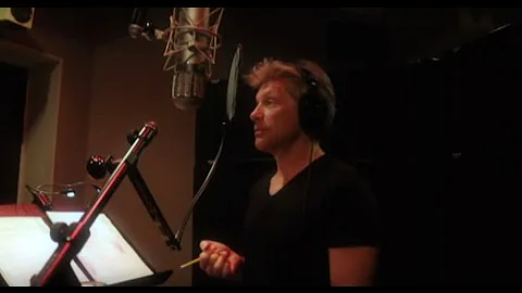 Jon Bon Jovi Sings Chinese Love Song for Valentine...