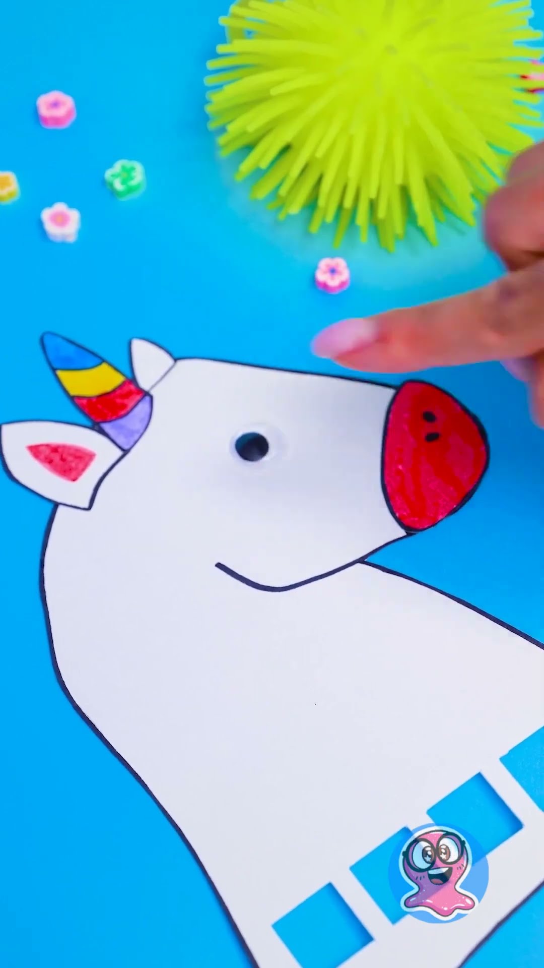 Cómo hacer un lindo títere de unicornio de papel ?? #diy