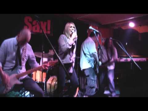 Sane & Neda Parma feat. Moj Brat live@Sax - You ou...