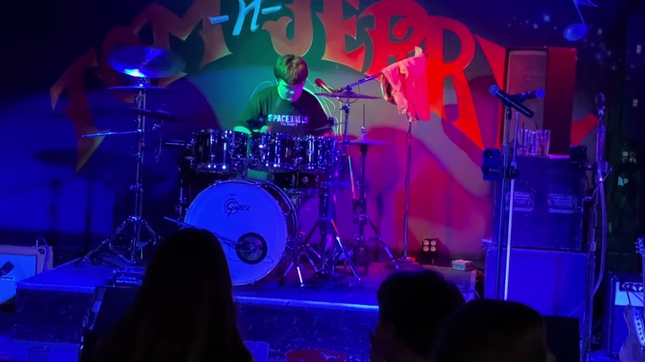 LMC covers Led Zeppelin - Whole Lotta Love