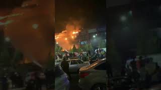 В Чечне в Грозном горит гранд парк В Чечне в Грозном горит гранд парк
