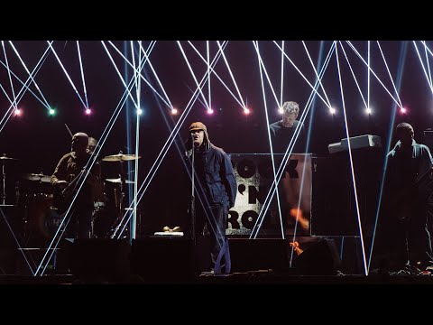 Liam Gallagher – Everything’s Electric (Live from The BRIT Awards 2022)