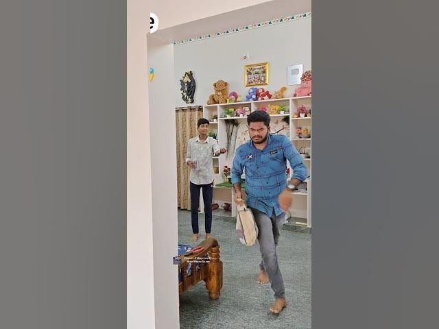 Mechanick🤣||#nenumeekutelusa#telugu#comedyfilms#funnny#viralvideo#ytshorts#reels#twist#wow#trending🤣