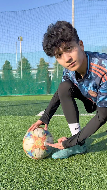 Strong shot tutorial⚽️🚀 #tutorial #football #skills #soccer