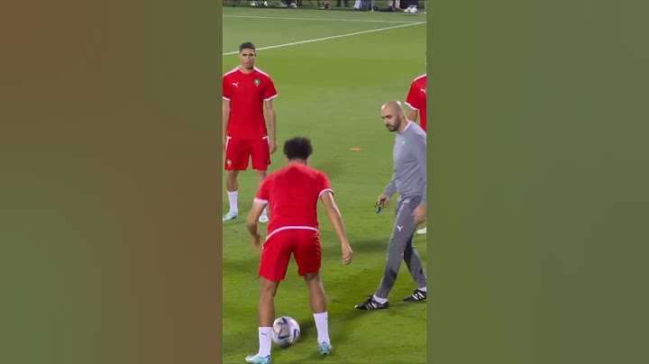 زياش بغا يعاود يبيّض الرگراگي ولكن ماصدقاتش 😂