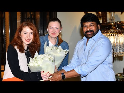 Watch : Megastar Chiranjeevi backslashu0026 Culture Ministry Of Moscow Julia Golubeva backslashu0026 Ekaterina Meet at his residence A high level ... - YOUTUBE