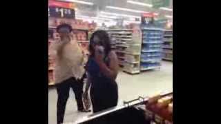 Walmart Rat Scare - Best #Vine 2013