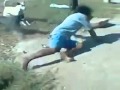 O que um homem faz depois de tomar umas...