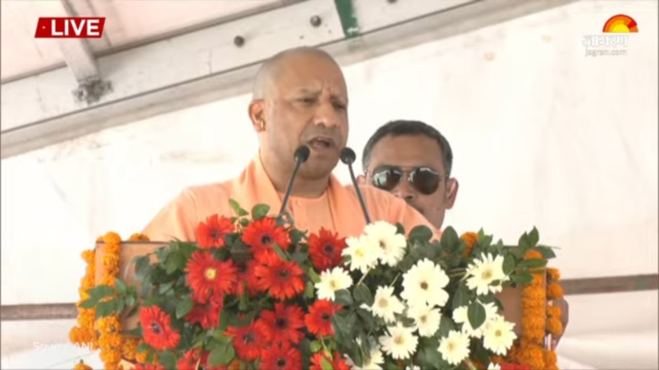 LIVE: UP CM Yogi Adityanath Addresses A Public Meeting in ...