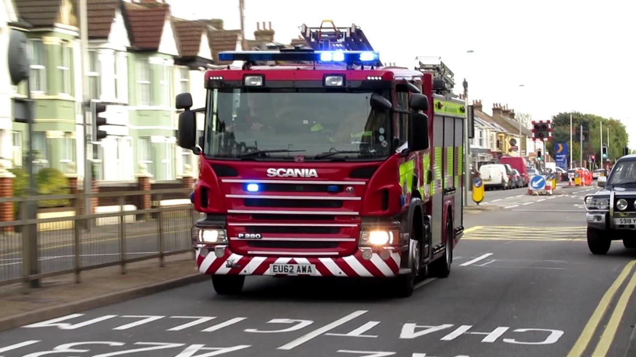 kent-fire-rescue-service-responding-compilation-youtube