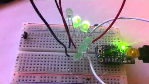 3 Pin - 6 LED - Charlieplexing - Multiple LEDs illuminated
