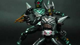 Toy Review: S.H. Figuarts Kamen Rider Punch Hopper and Kick Hopper