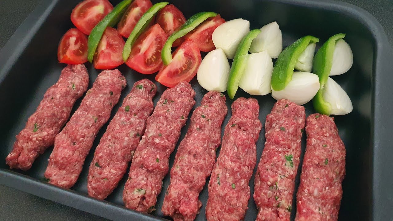 كباب مشوي بالفرن بنكهة الفحم رهيب😋اطيب خلطة كباب عراقي تنفع لكل انواع ...