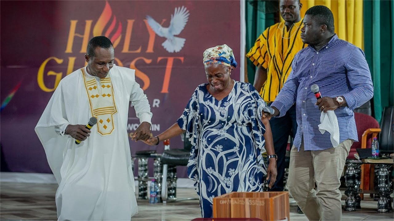 CLIMAX OF HOLY GHOST ENCOUNTER WITH ELDER  GODFRED ASARE AT BIDIESO CENTRAL ASSEMBLY