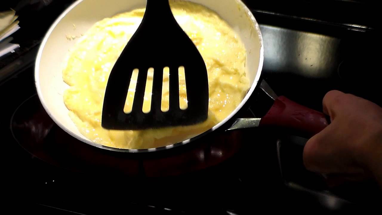 Cooking Eggs - YouTube