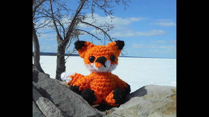 Learn to Crochet an Adorable Amigurumi Fox