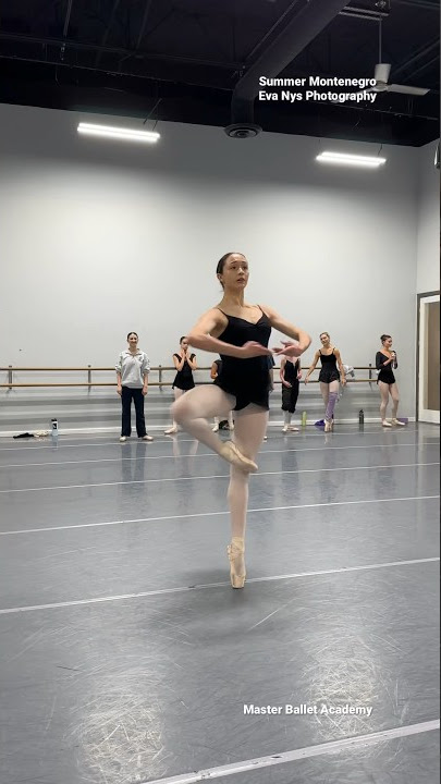 These black swan turns 😍😱✨ #ballet #blackswan #shorts