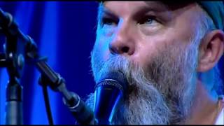 Vignette de la vidéo "SEASICK STEVE - Dog House Boogie"