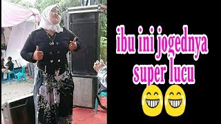 Untung direkam|ibu-ibu joget dangdut lucu dan heboh