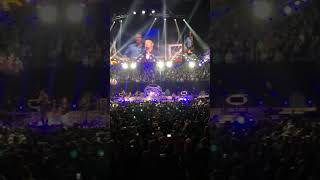 Garth Brooks - Friends In Low Places (w/ 3rd Verse) - LIVE in Philadelphia (2017)