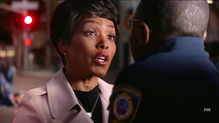 Wonderful acting from Aisha Hinds in 9-1-1 S03E08 ...