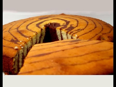 فيديو: ما مدى سهولة صنع كعكة زيبرا اللذيذة