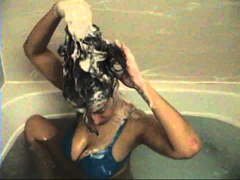 lacy-lathers-up-and-dunks-herself-clean-!!
