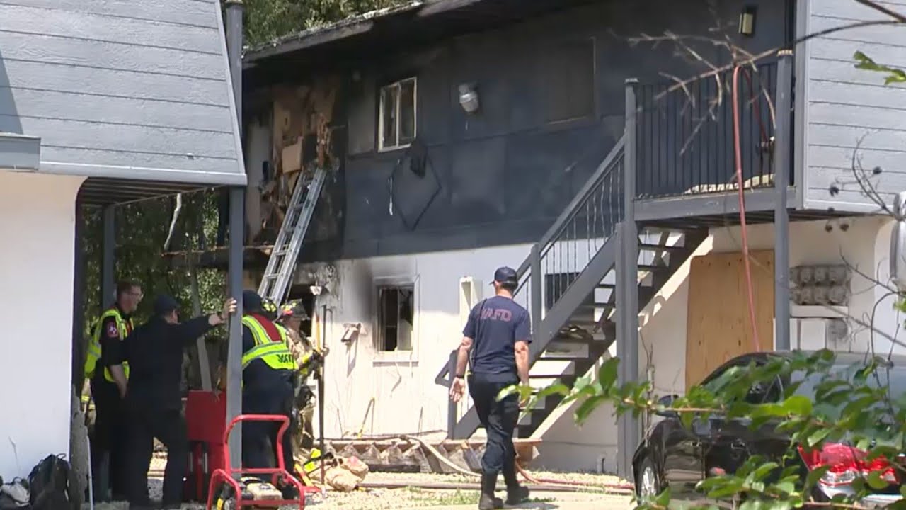 2 firefighters injured in fire at Northeast Side apartment complex ...