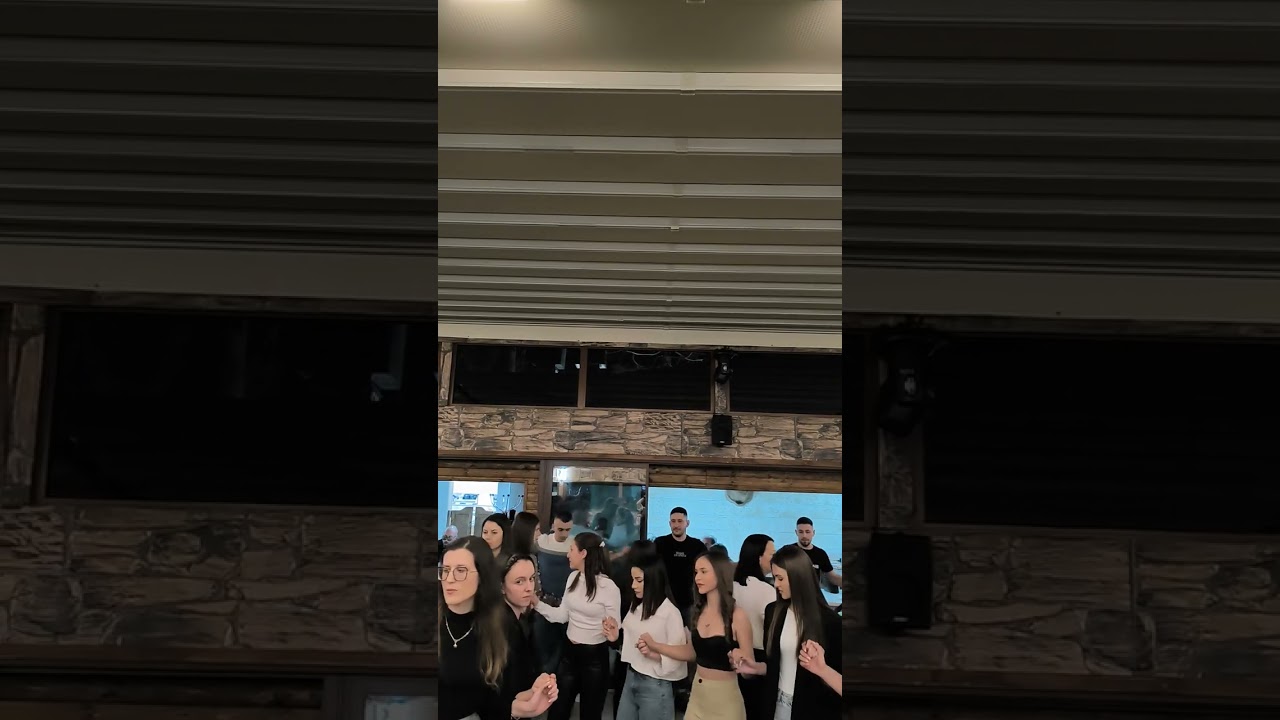 Вайдин и Ати Молова право хоро