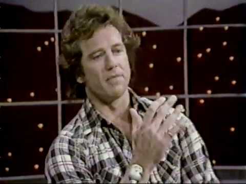 Video: Tom Wopat Net Worth: Wiki, Sposato, Famiglia, Matrimonio, Stipendio, Fratelli