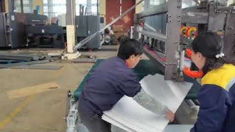 corrrugated box counter stacker