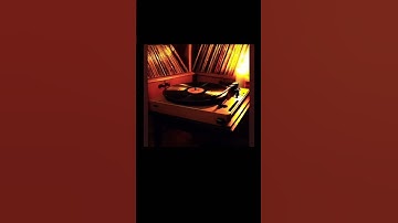 Thumbnail of 돌아와요 부산항에 - 조용필 (1976) 釜山港へ帰れ - 趙容弼 (チョー・ヨンピル)